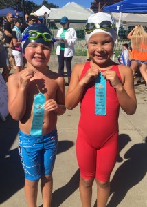Landon Floyd and Lyla Robinett show off their ribbons. (COURTESY / On File)